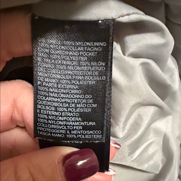 The North Face Hooded Jacket Women M HyVent 2.5L Yellow Outdoor Rain Windbreaker - Picture 3 of 10